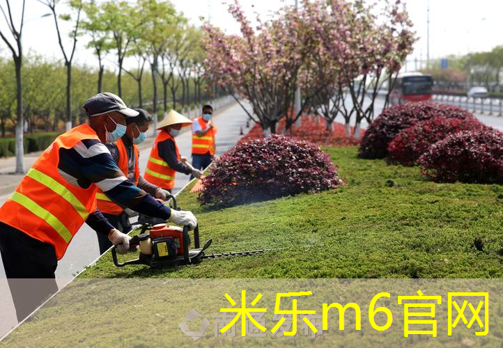 怎样用网球拍外旋发球